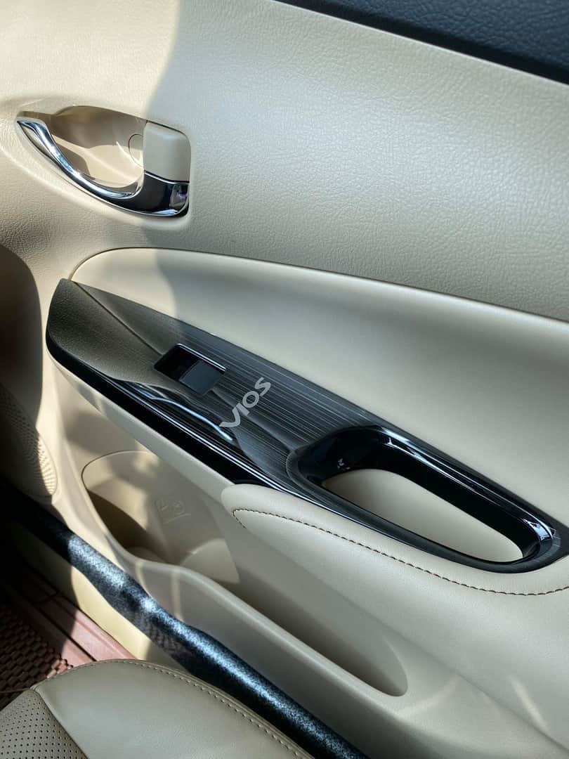 Bộ ốp nội thất vân titan 5 chi tiết cao cấp xe toyota vios 2018 - 2019 form 2019