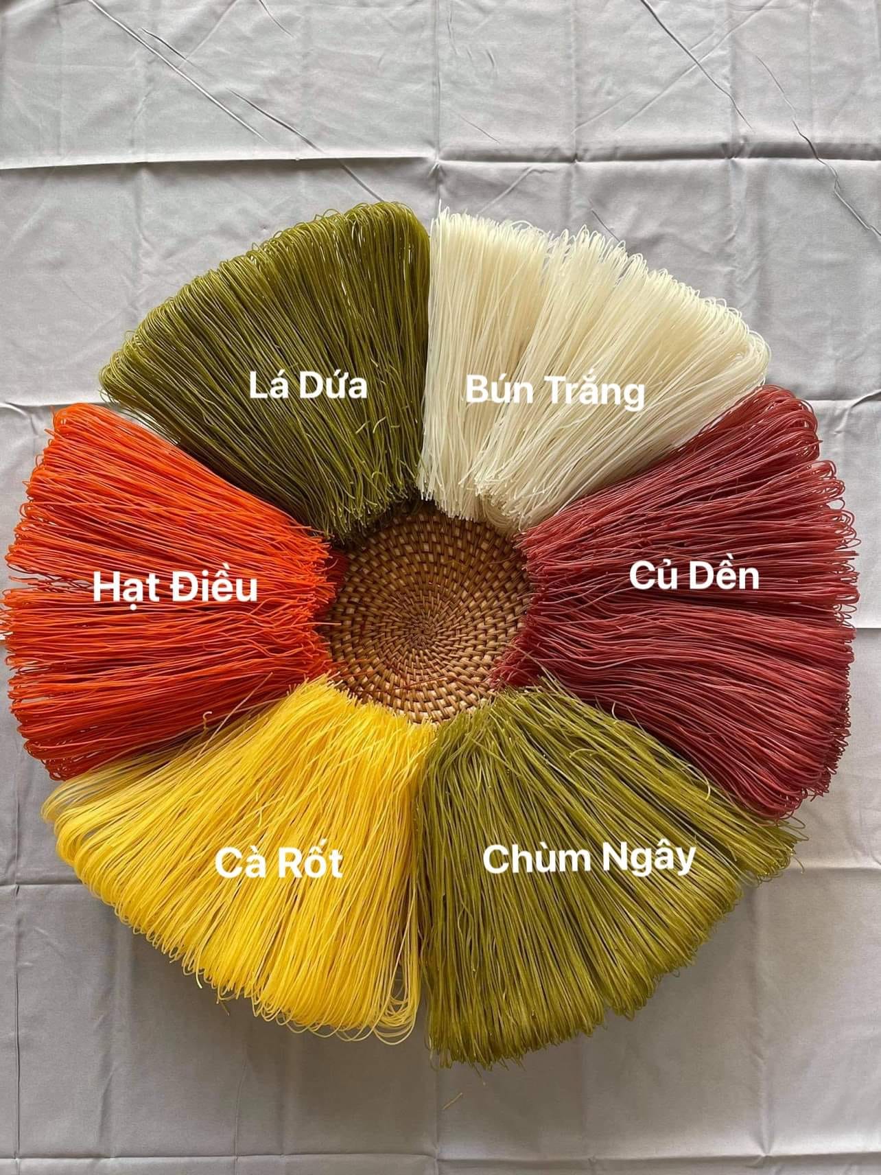 BÚN GẠO NGŨ SẮC