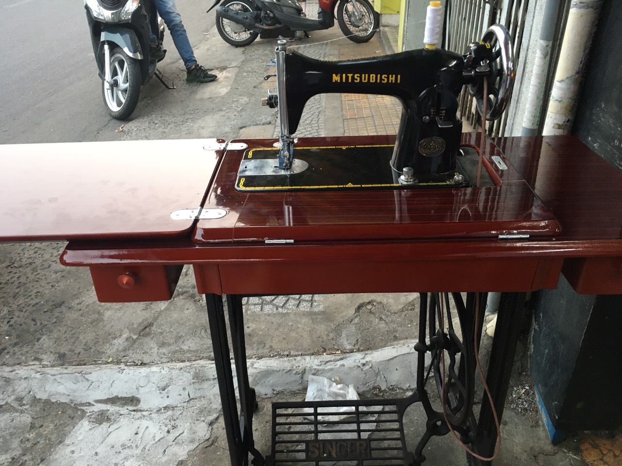 [HCM]MÁY MAY GIA ĐÌNH CỔ ĐIỂN MITSUBISHI
