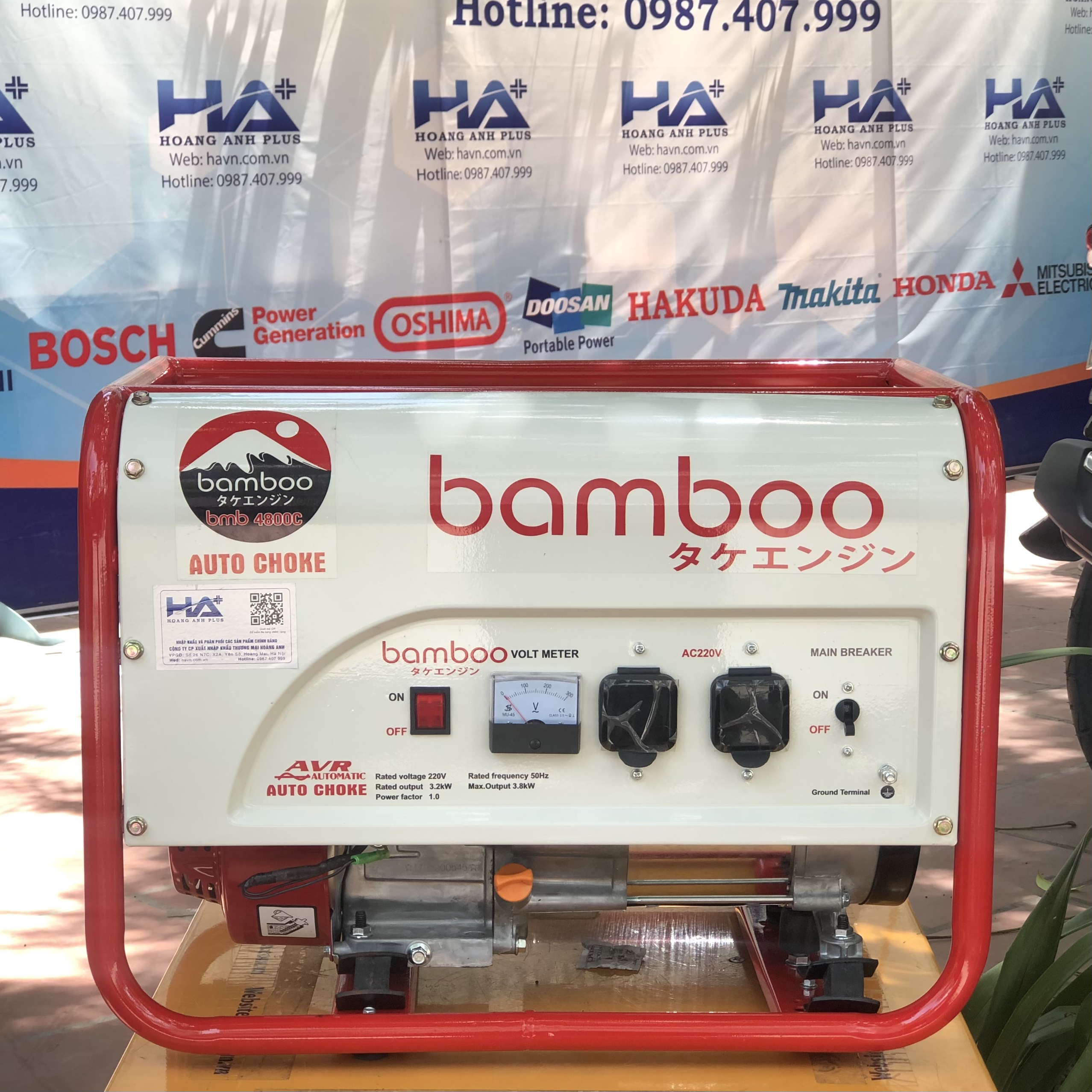 Máy Phát Điện Chạy Xăng 3.5kw Bamboo 4800C