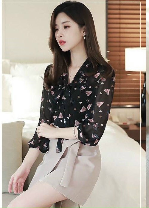 Áo kiểu cột nơ