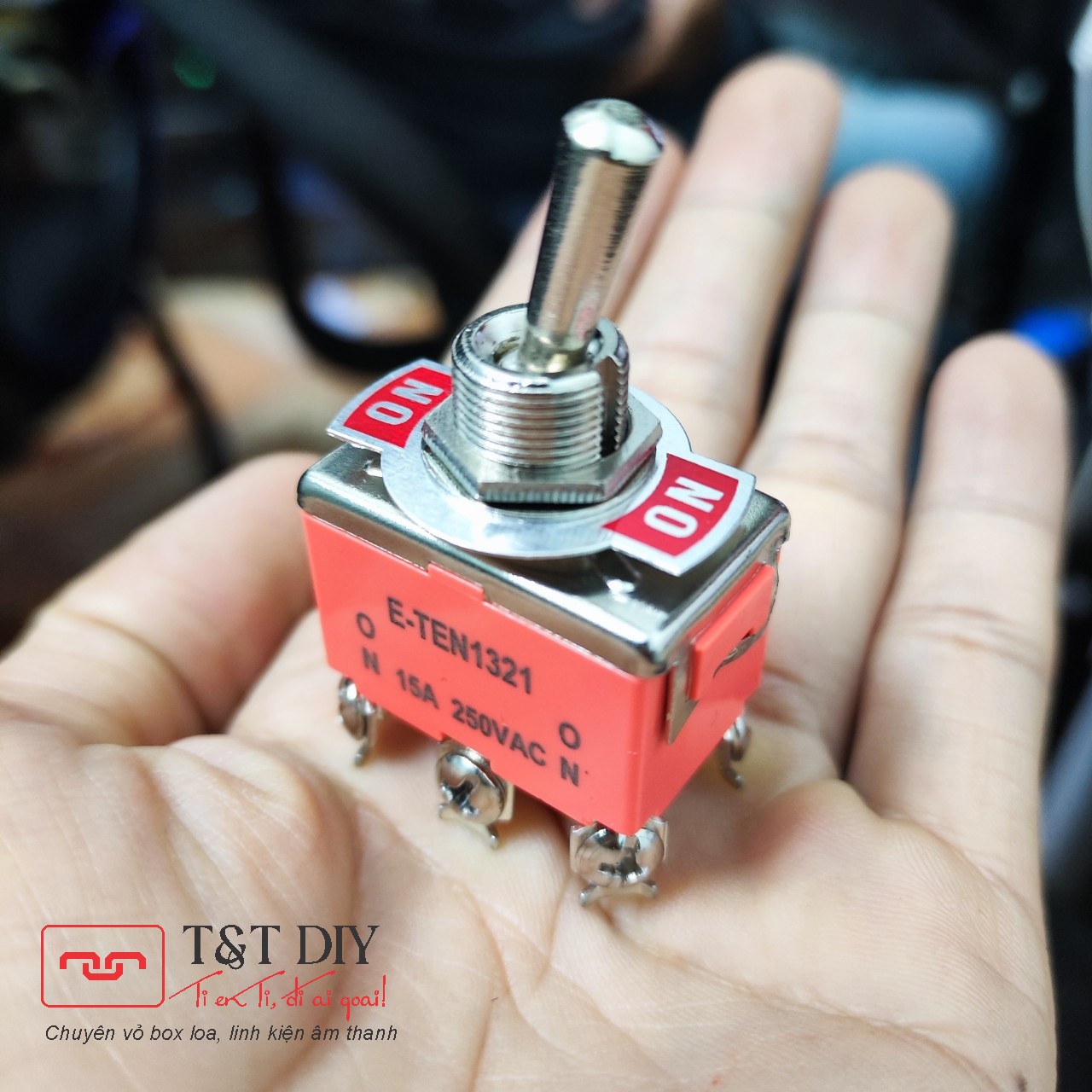 Công tắc gạt 2 chân, 6 chân 2 nấc, 3 nấc