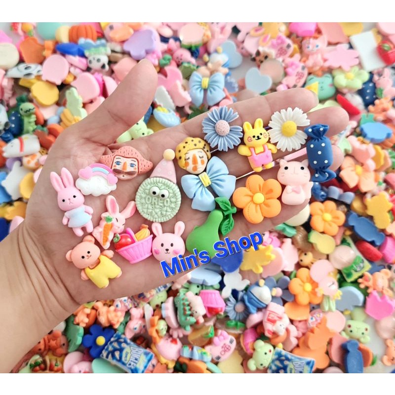 Set 100 charm/center nhám trộn nhiều mẫu xinh (có cả những mẫu ko có trong ảnh)