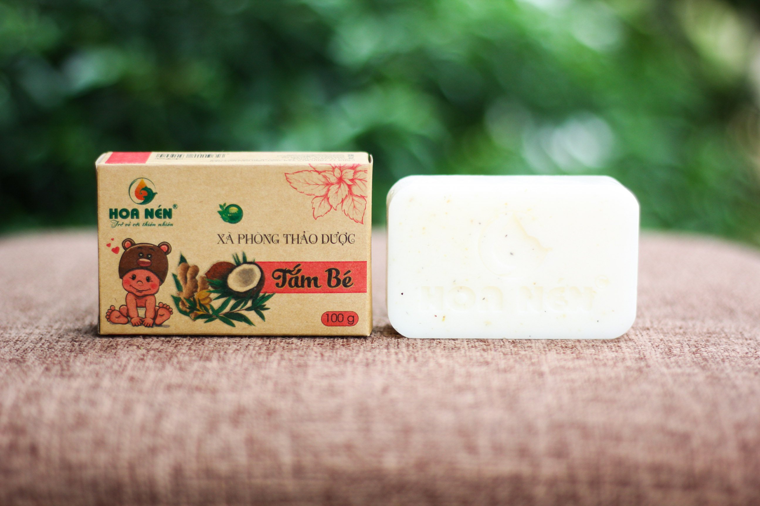 Xà phòng thảo dược tắm cho bé Hoa Nén 100g