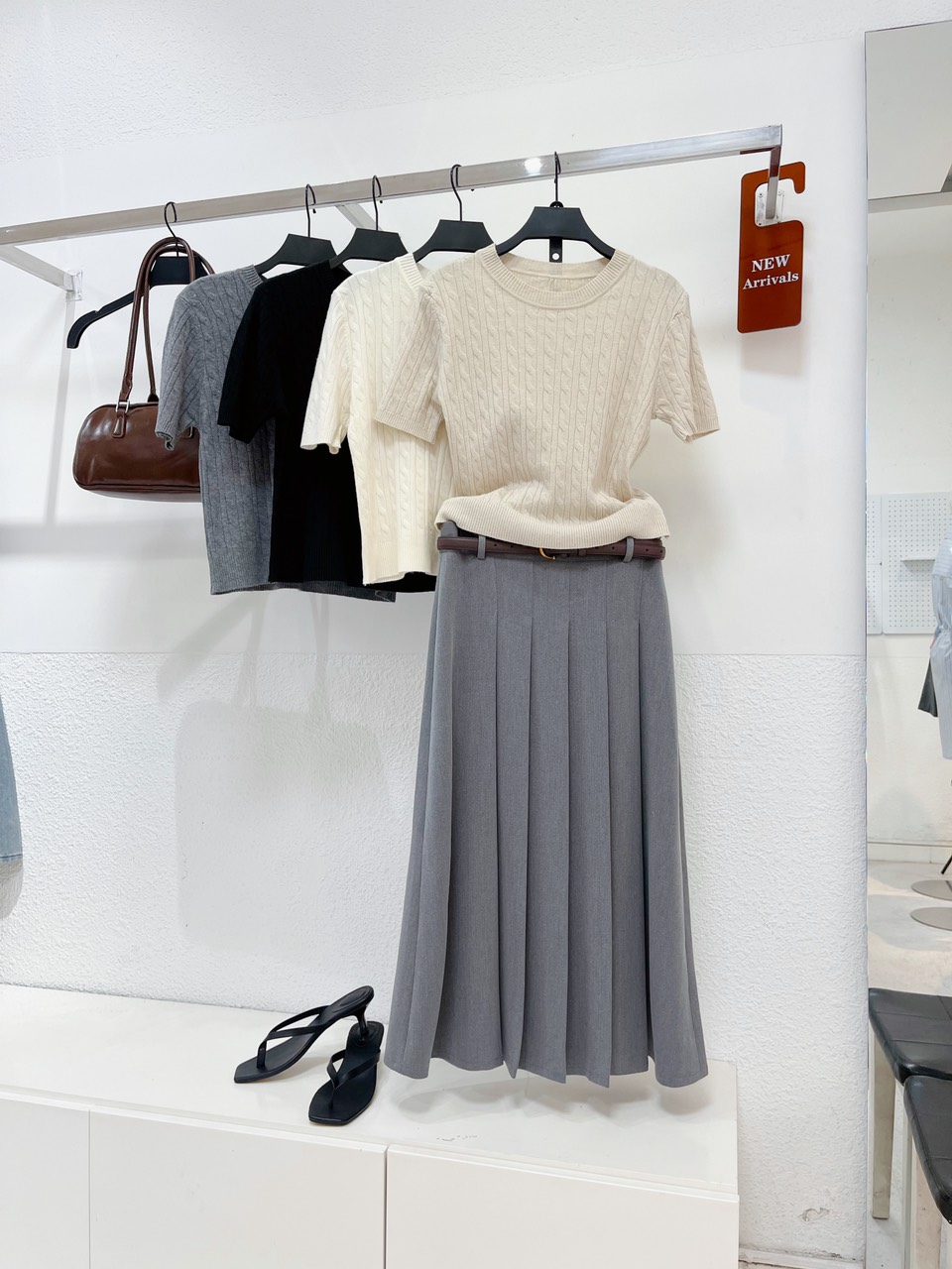 AfterBefore | Váy Midi Ly Lớn Nhiều Màu