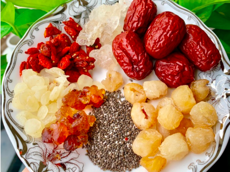 Set chè dưỡng nhan 10 món nấu 10 chén
