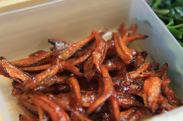 500g Cá cơm khô không đầu chế biến thủ công