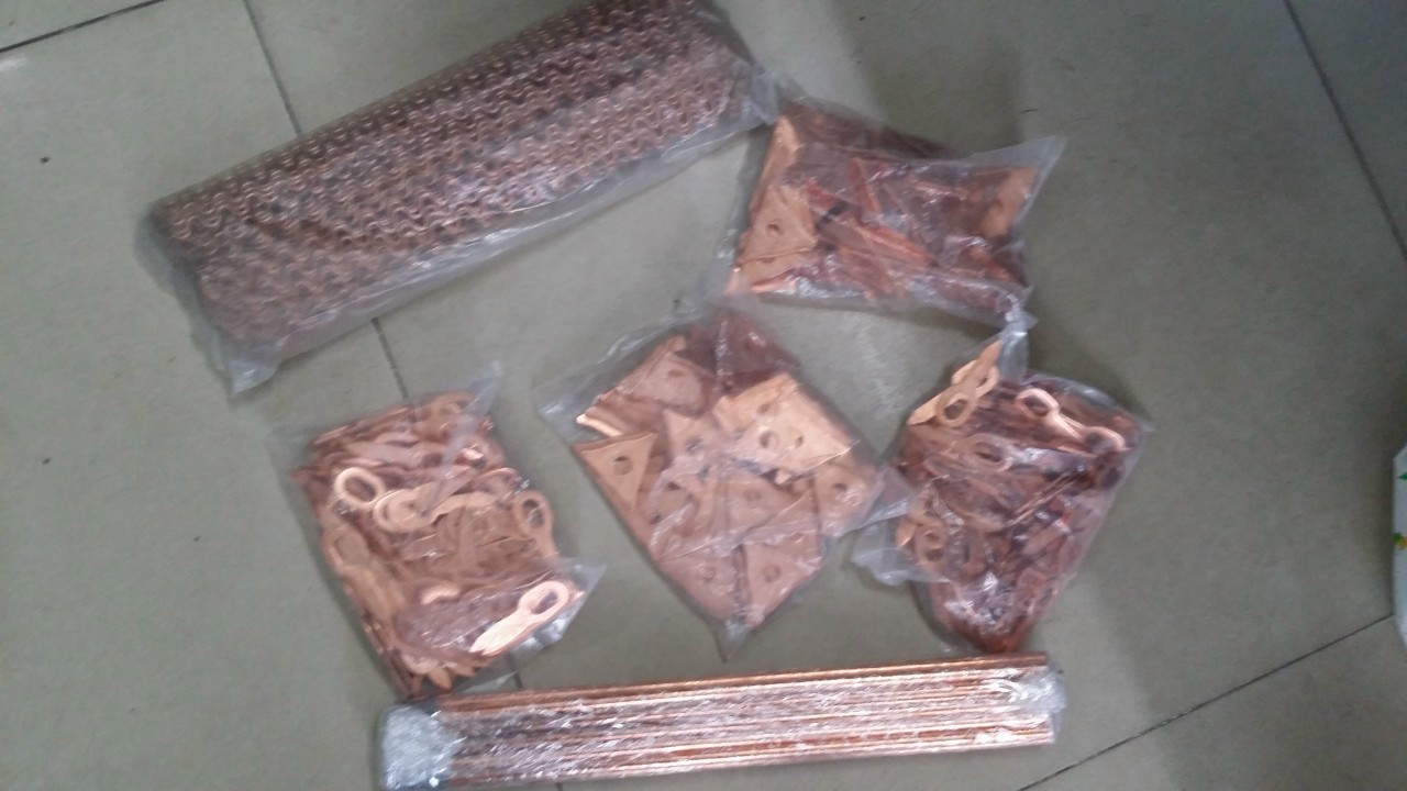 đầu giật tôn hình chìa khóa