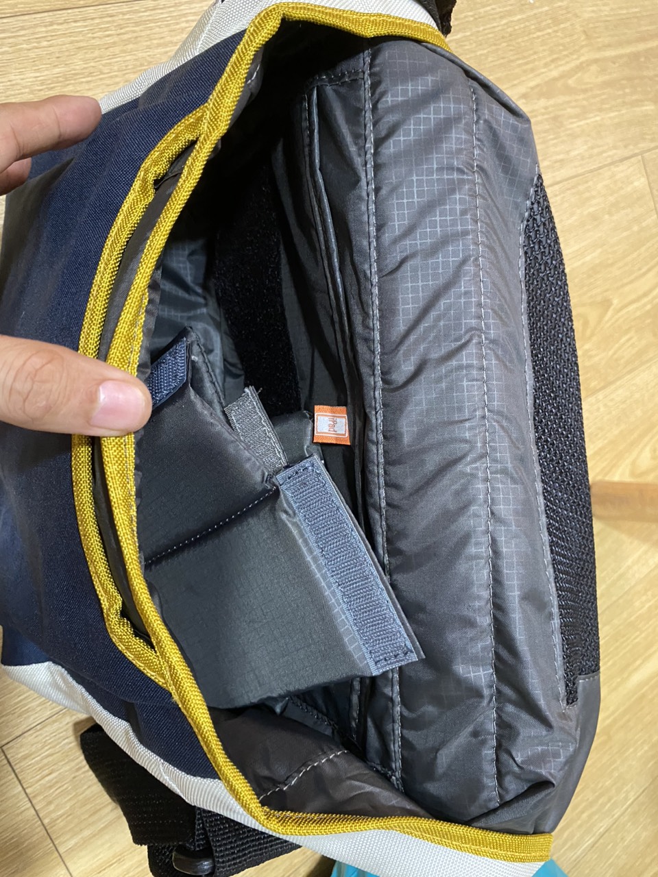 [HCM]HÌNH THẬT- Túi máy ảnh Proper Roady 2.0 Camera Sling 4500