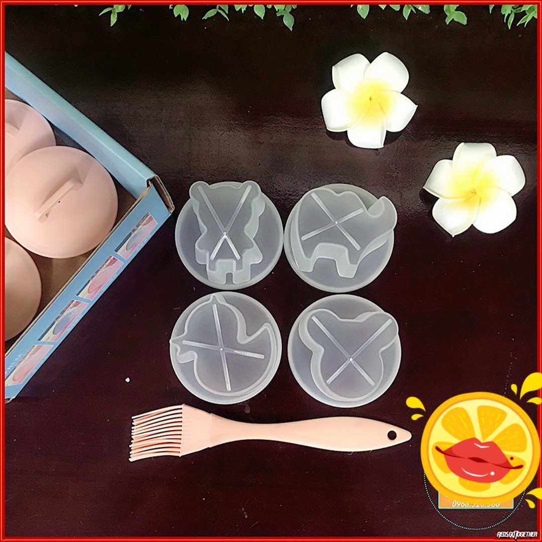 Khuôn hấp trứng, làm bánh cho bé (bộ 4 khuôn nhựa kèm chổi silicon quét dầu)