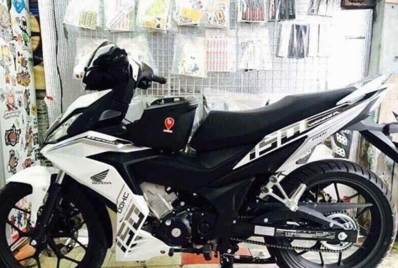 Tem rời xe winner dán xe trắng