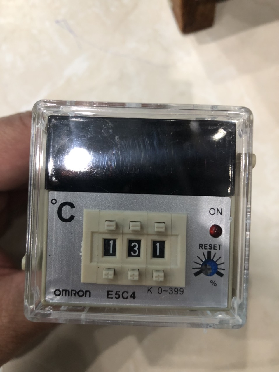 Đồng hồ nhiệt độ E5C4-R20K