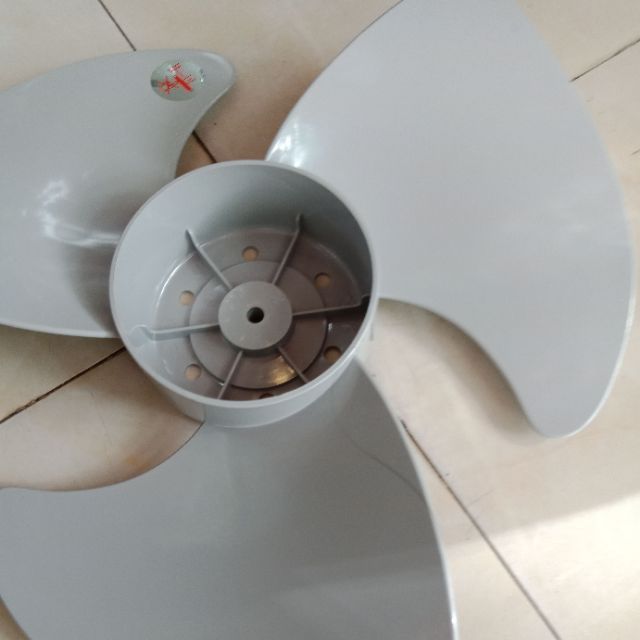 Canh quạt tản jiplai