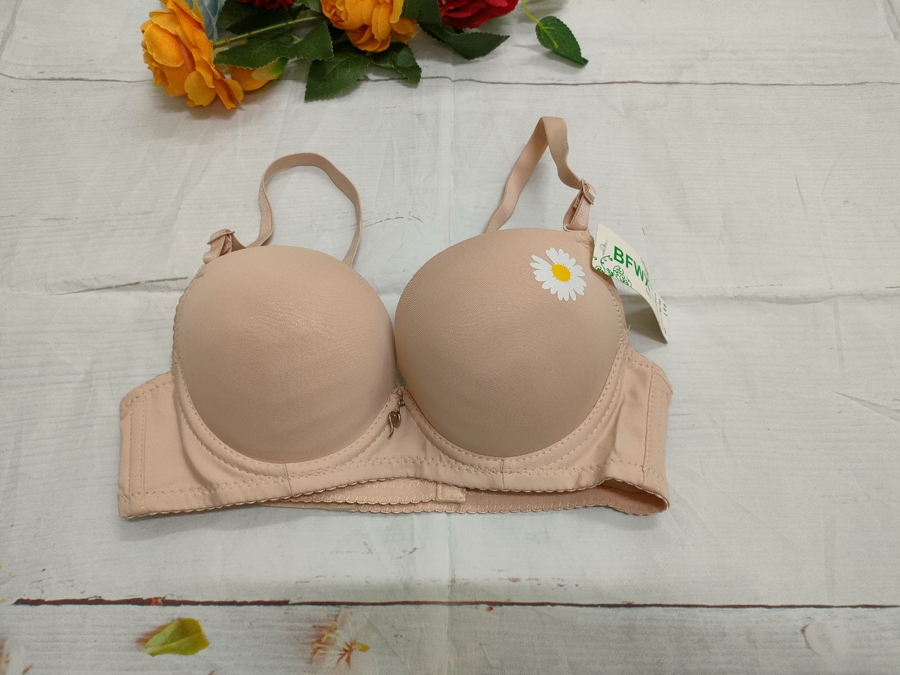 ÁO NGỰC CÓ GỌNG HOA CÚC