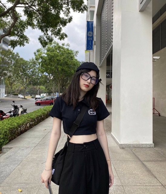 [HCM]Áo Croptop Cổ Bẻ Chữ Nhật ????