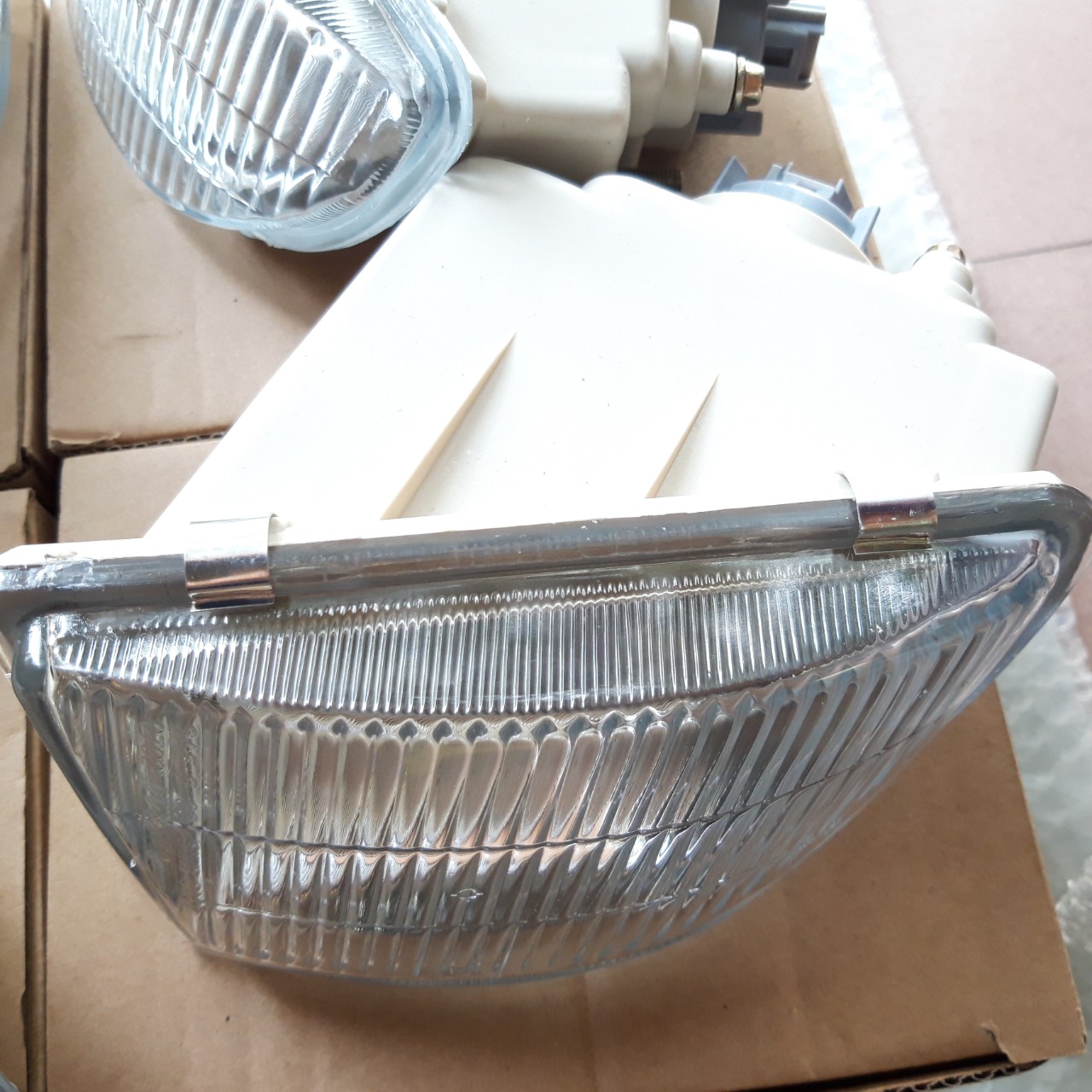 Đèn gầm Nubira (Có phân vế, Giá bán 1 Chiếc) OEM