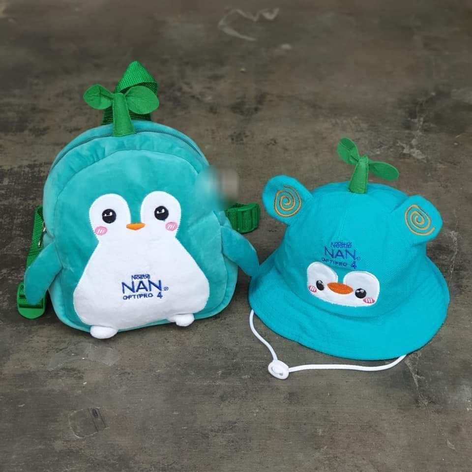 Bộ balo và nón chim cánh cụt NAN