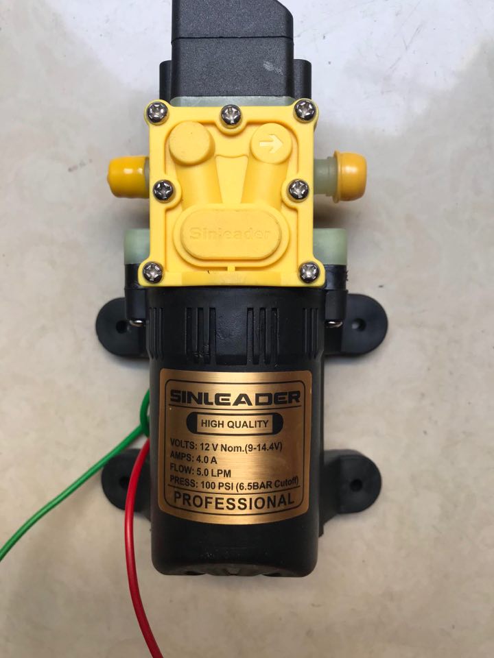 Máy bơm tăng áp 12V Sinleader Lưu lượng 5L/phút ứng dụng làm bộ rửa xe phun sương tưới cây tưới lan...