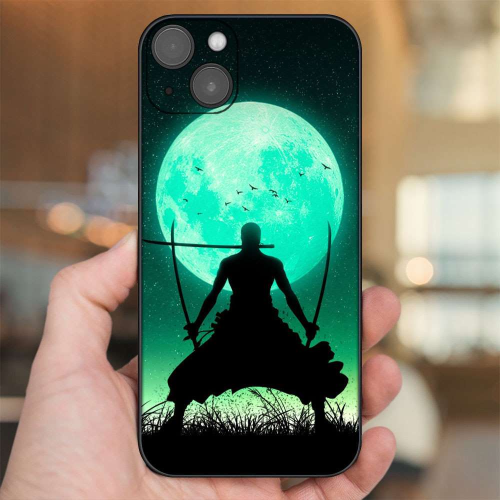 Ốp lưng iPhone 14 Plus dẻo đen cạnh vuông in hình Zoro One Piece