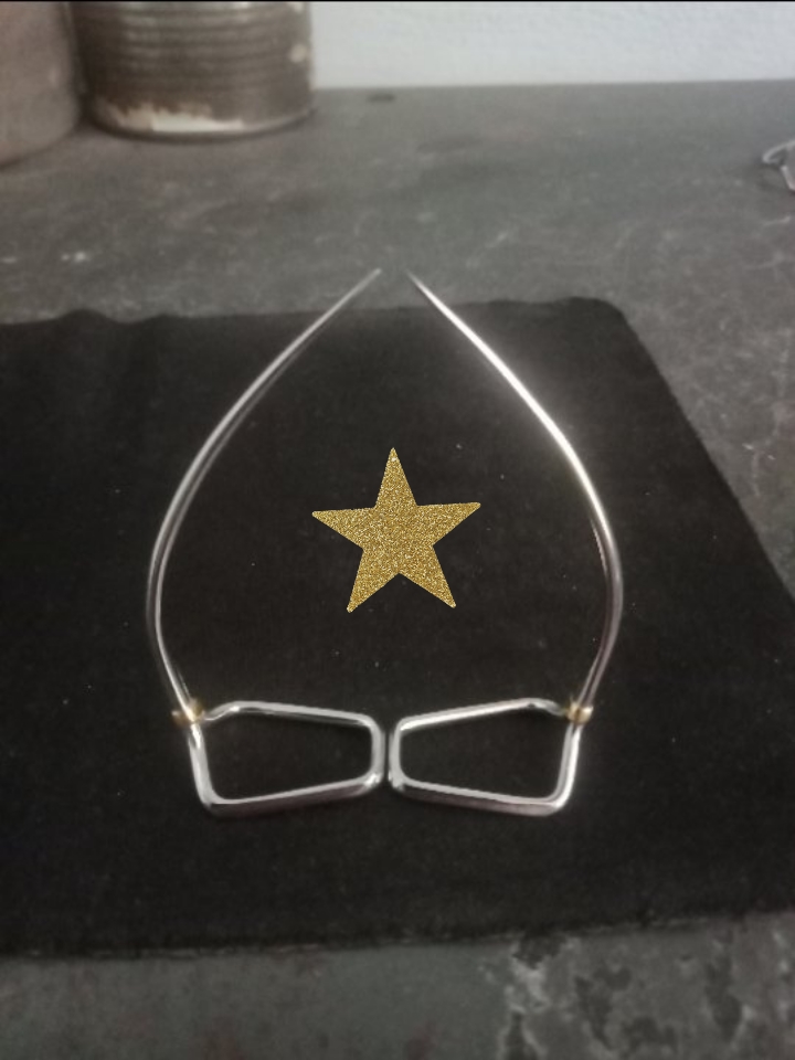 cựa gà tre, 52 thép mỹ, (lai máu ) thông mành,,bọc đồng và hàn đế,,,Tâm cựa