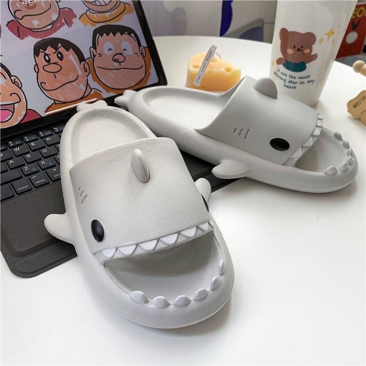 [Dép Người Lớn - Sẵn Hàng] Dép Cá Mập Dễ Thương Size Lớn Cho Nam Nữ Tăng 1 size
