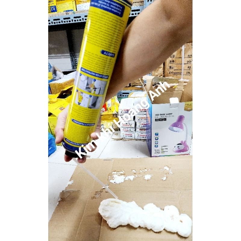 Keo bọt nở Ju You 750ml, bình xịt bọt nở
