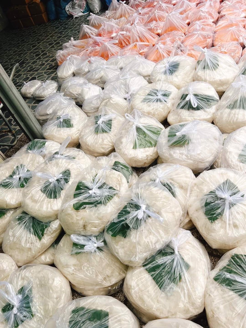 Ruốc hành phi Cô Nga 200gr thơm giòn không hôi dầu