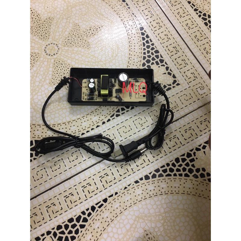 Nguồn ADAPTER 12V/5A