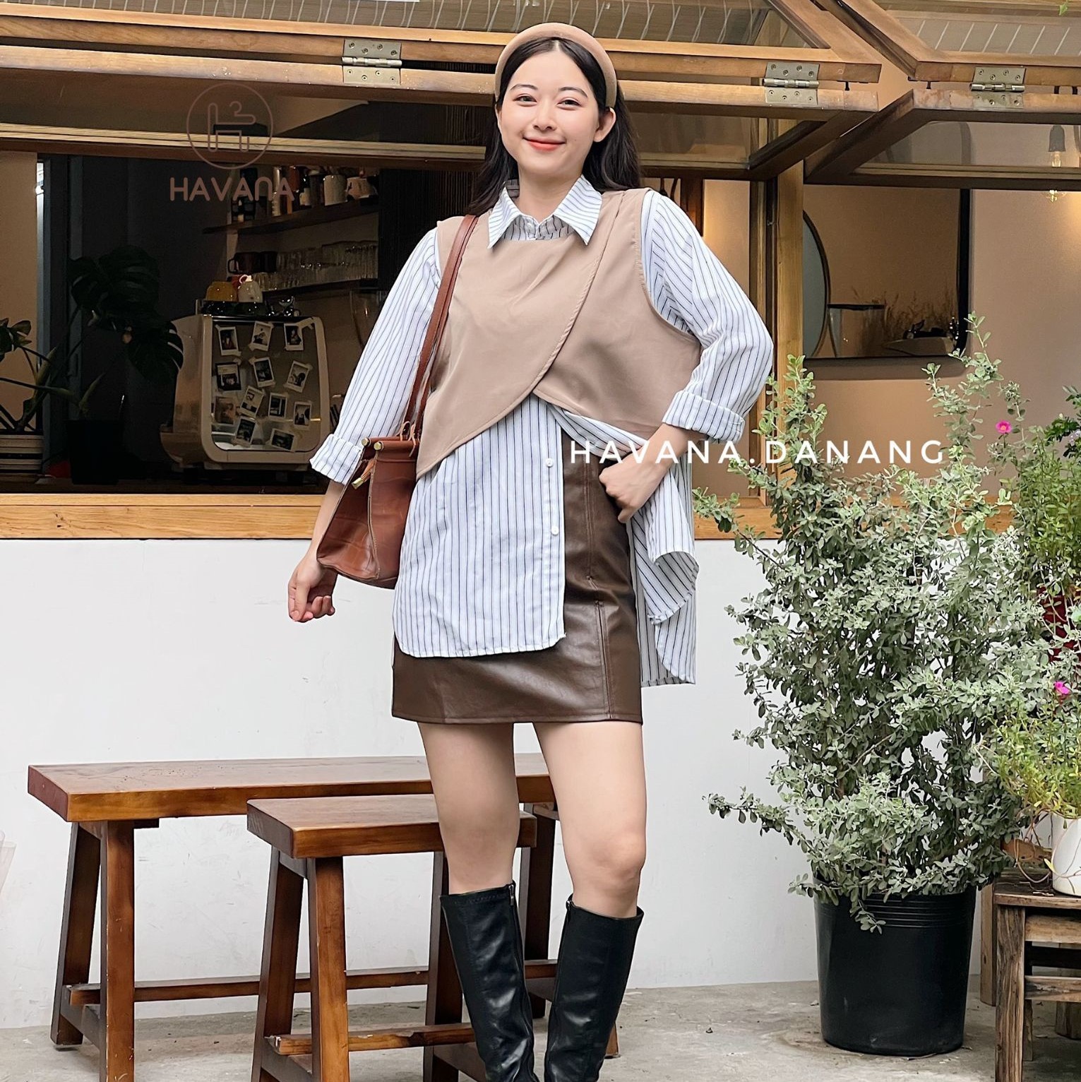 Set áo sơ mi kẻ sọc dài tay kèm gile