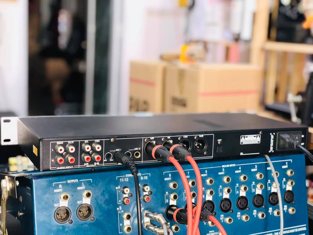 Vang số Bosa W7