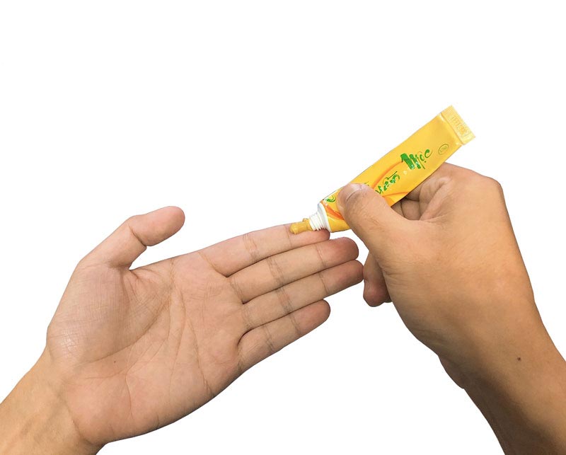 [Mẫu Mới] Kem bôi da Thuần Mộc Thanh Mộc Hương 16g, tặng kèm chai xịt kháng khuẩn