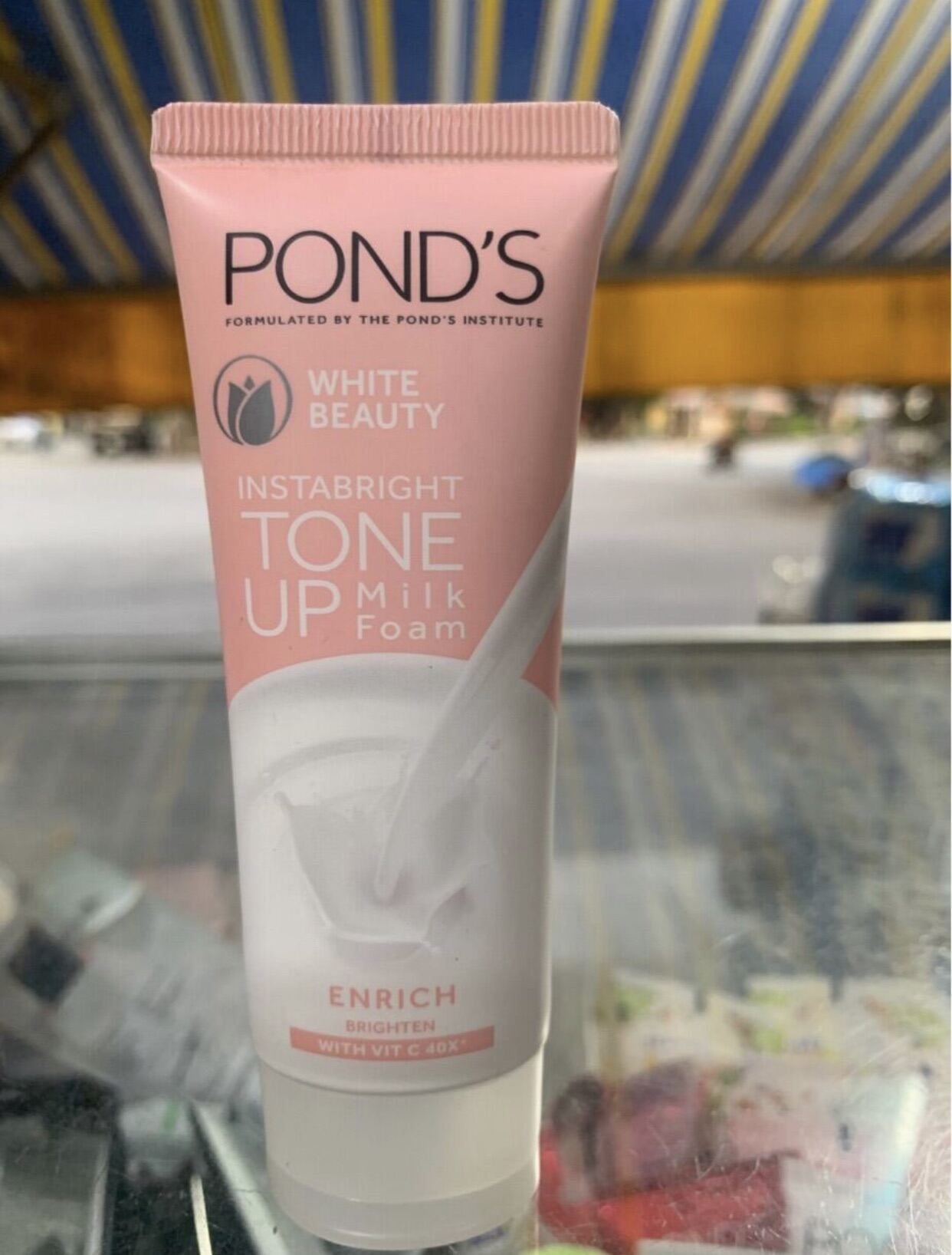 Sữa rửa mặt pond’s tone up milk foam 40g
