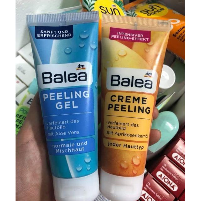 tẩy da chết mặt balea Đức