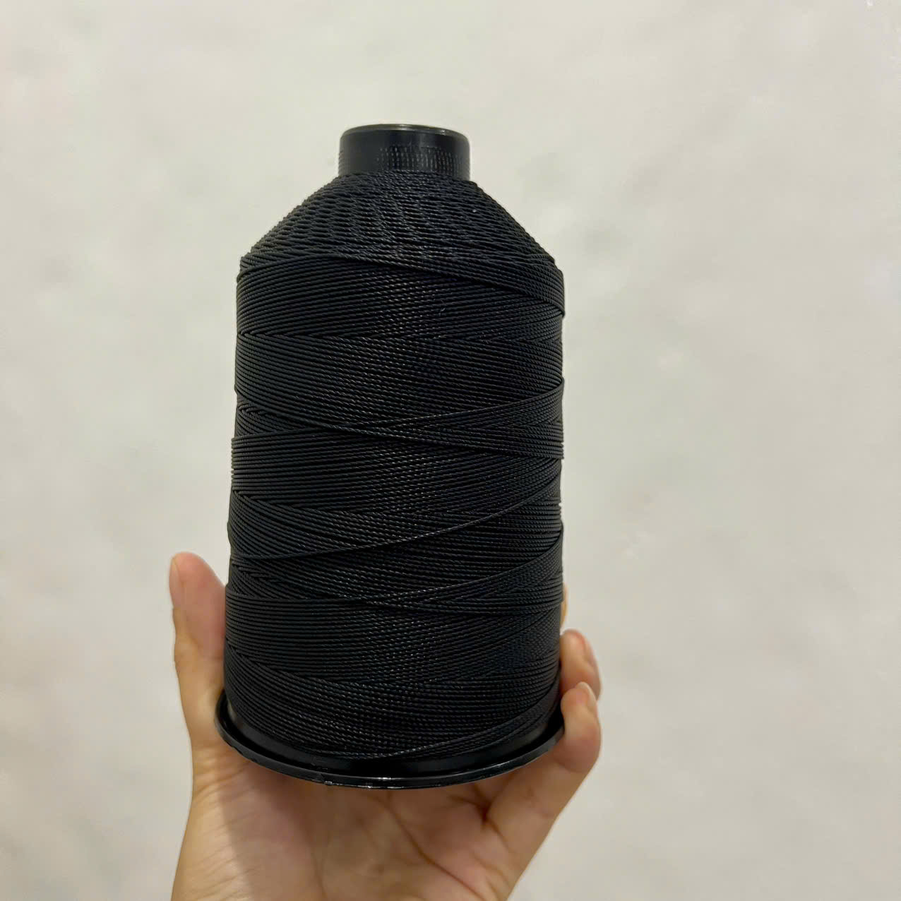 Thanh lý chỉ khâu giày dép các loại
