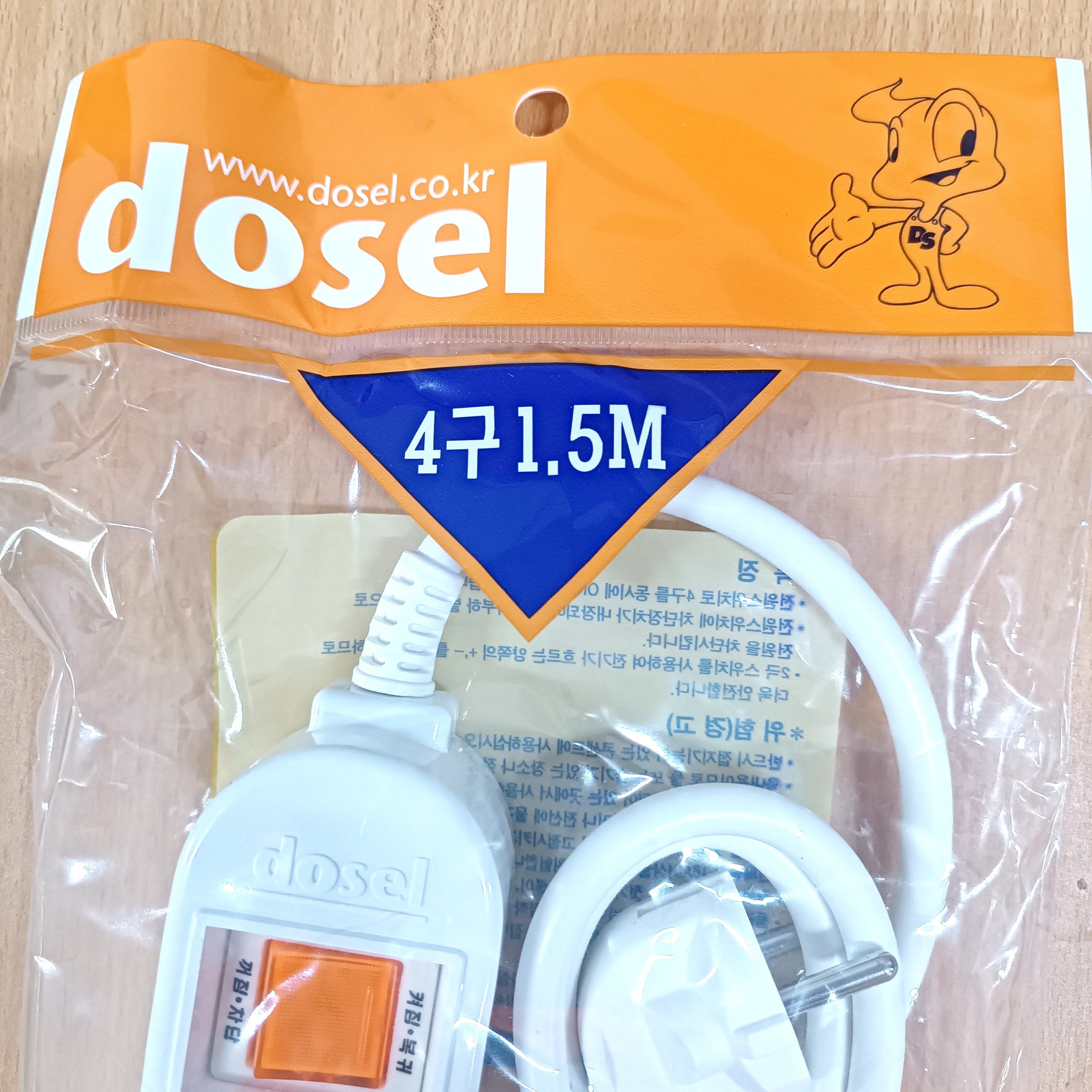 Ổ cắm điện hàn quốc dosel 4 lỗ 1 công tắc | dây dài 3m & 5m