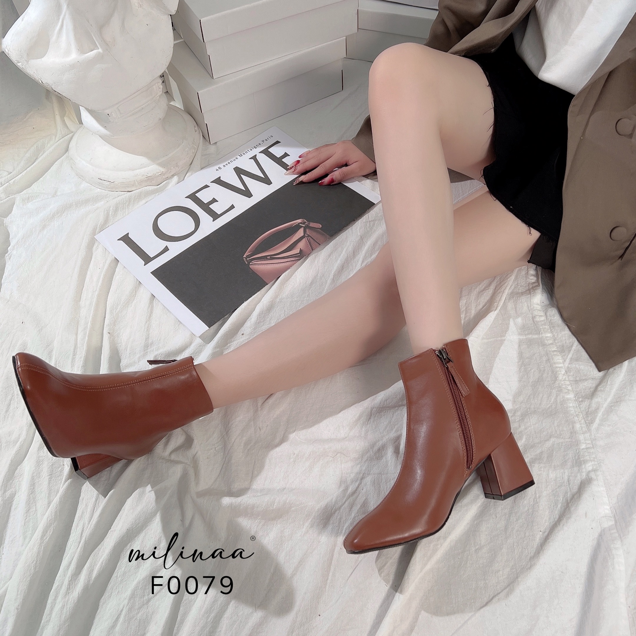 BOOTS DA MỀM GÓT VUÔNG KÉO TRONG F0079
