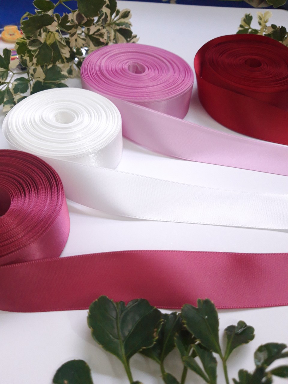 1M rybang sating 2 mặt cao cấp ( đường kính 2,5 cm, làm cột nơ trang trí Handmake)