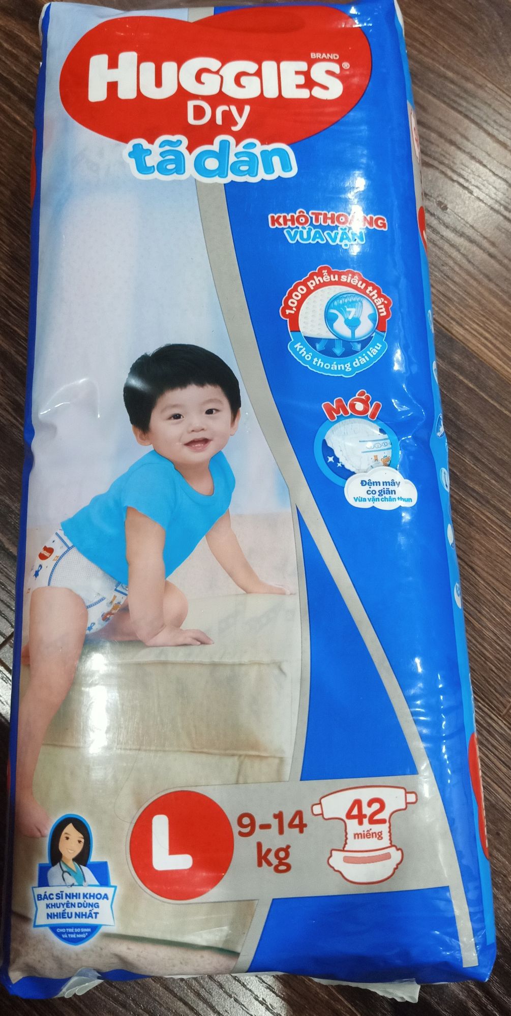Tã dán Huggies đủ size S (56 miếng), M ( 48 miếng),L (42 miếng)