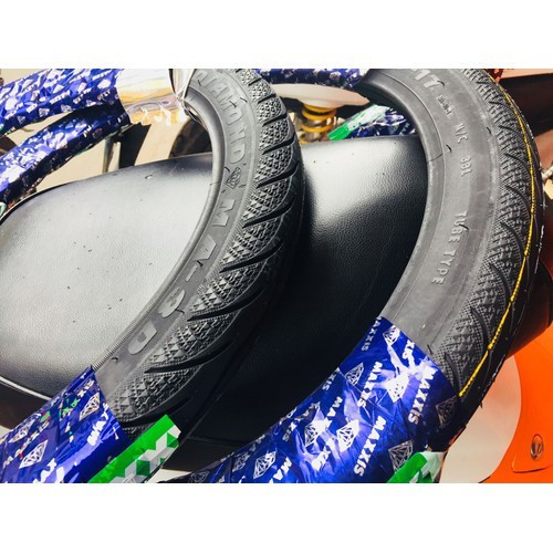 Cặp vỏ xe maxxis 2 25 17 và 2 50 17