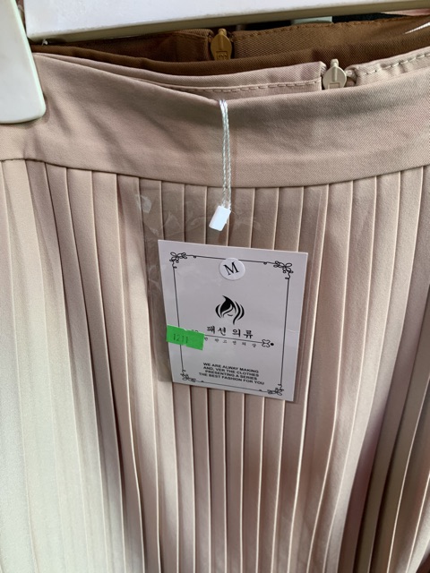 CHÂN VÁY XẾP LY DÁNG DÀI MS14929