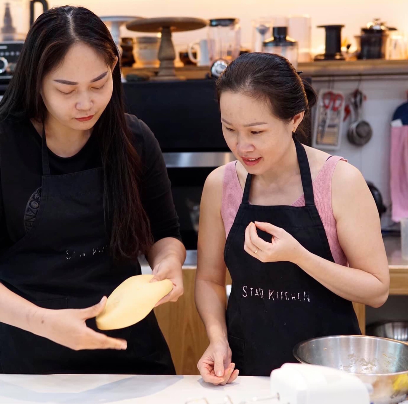 Bột Mì số 8, Bột mì số 11, Bột mì số 13 Làm Bánh Bakers Choice