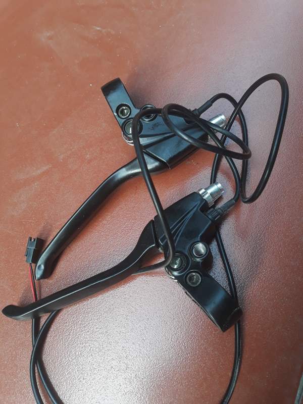 Tay phanh xe điện 133S