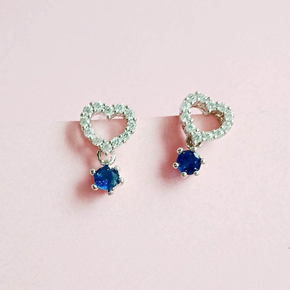 [HCM]Bông tai nữ trái tim đá xanh loại nhỏ sáng đơn giản dễ thương style ulzzang hàn quốc - moon store acc