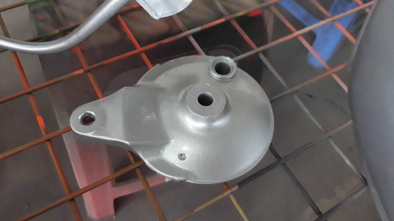Sơn xịt mạ Crom ( chrome) Bosny