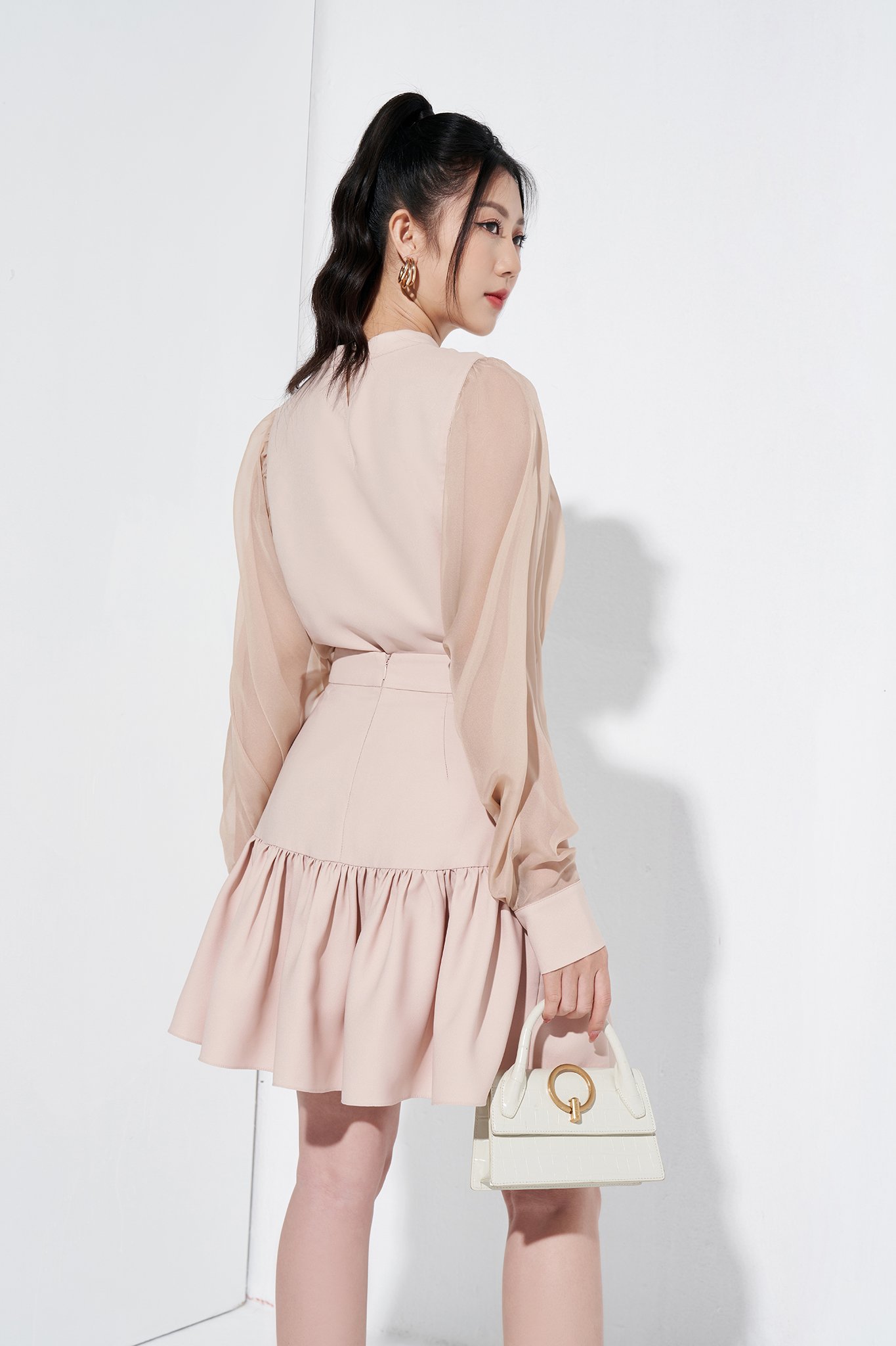 Chân váy lụa ngắn đuôi cá LADY ME by Eva de Eva 21ACVO010B