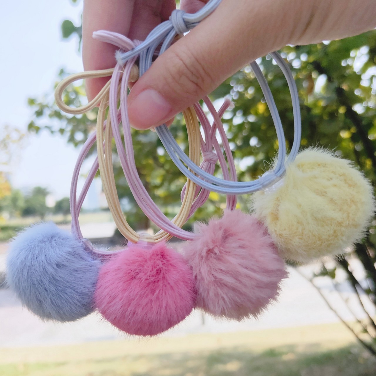 CỘT TÓC LÔNG ĐUÔI THỎ - 01 CỘT