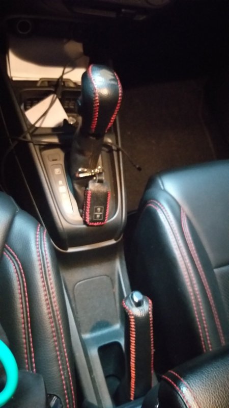 Bọc cần số & phanh tay xe Suzuki Ertiga, Swift, XL7 (AT)