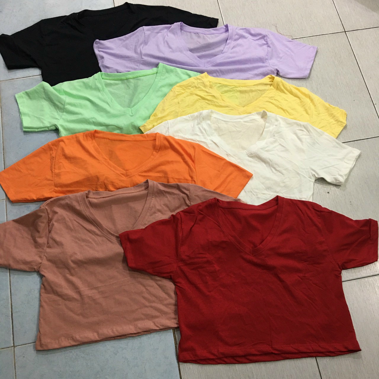 [HCM]Áo thun Trơn Croptop Cổ Tim
