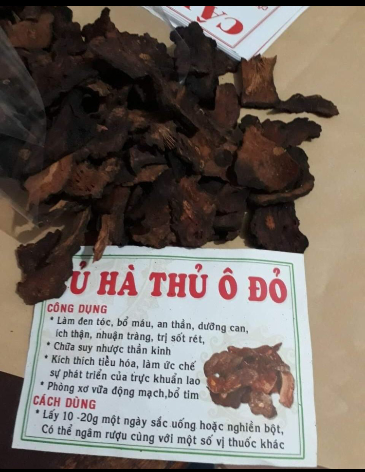 500gr  Hà Thủ Ô Đỏ Thái Lát Đã Sơ Chế Đỗ  Đen - Xanh tóc đỏ da