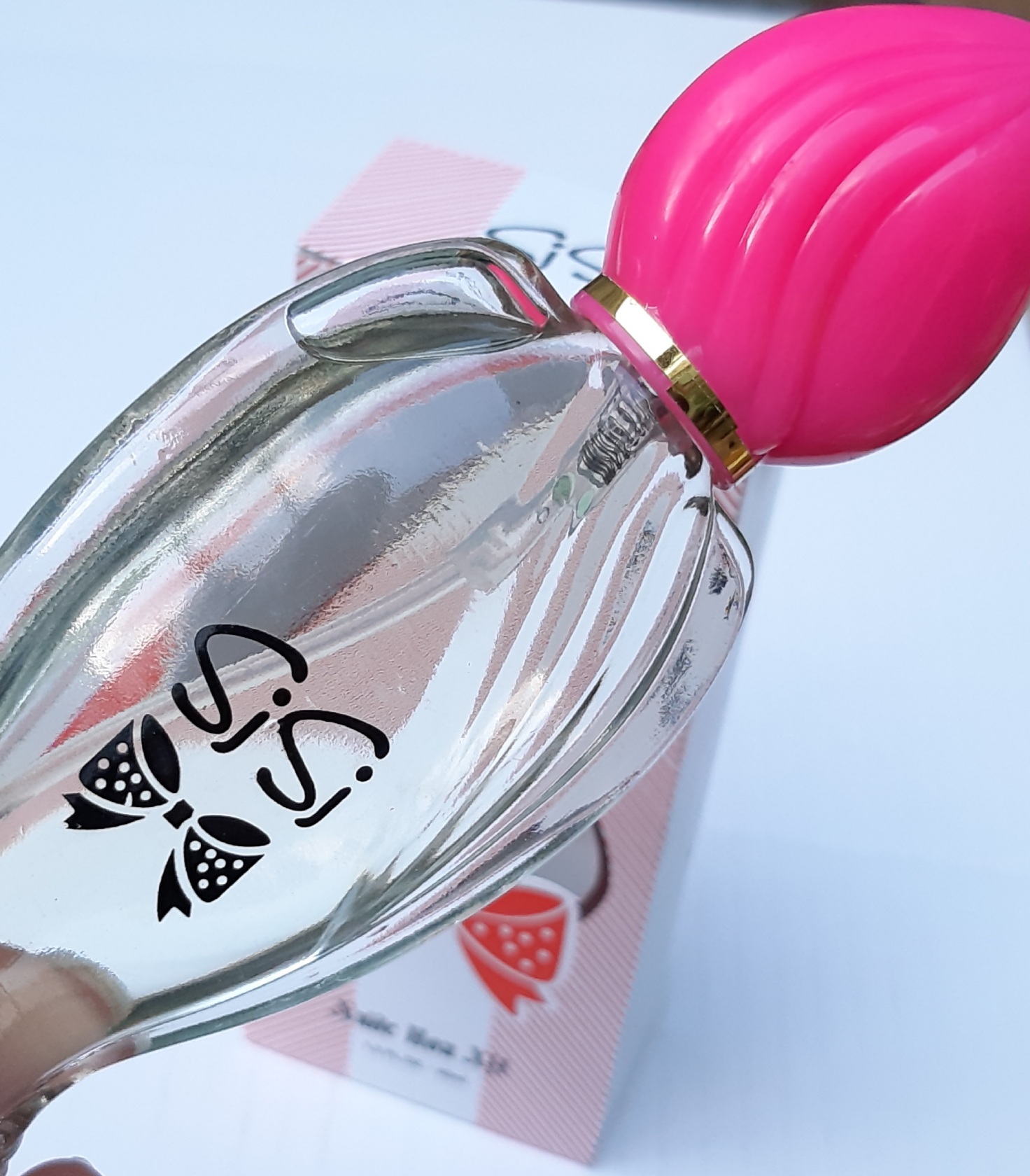 Nước hoa sài gòn đỏ 27ml